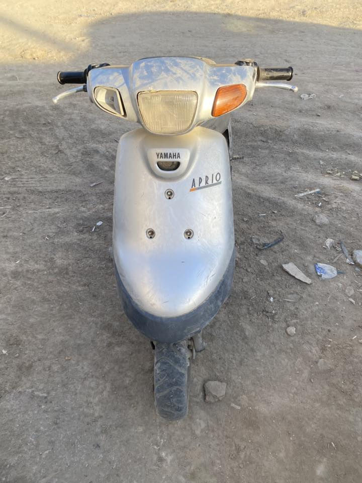 سلام عليكم شباب دراجه زعره متروكه مكينته حلوه كفراته نضيفات وحلوات ضفيره وكهربائياته بلاديه (دراجه نضيفه جانت حاويه بس تاركه )الي تفيده علق واني اراسلك او ***********
