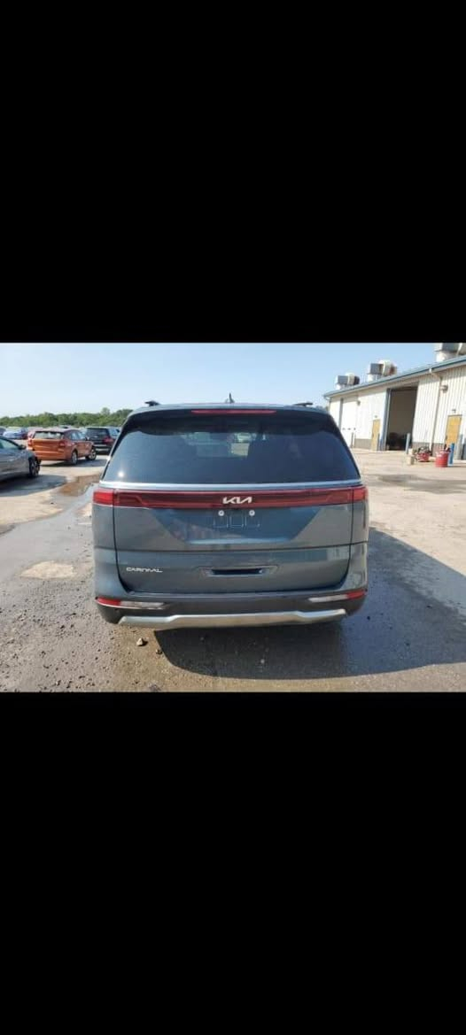 سلام عليكم 
كيا كرنفال اس اكس برستيج 
Kia carnival sx prestige 2024
لون بحري 
بچم كبس 
فول مواصفات 
فتحتين قماره 
خمس كامرات 
حساسات ٣٦٠درجة
رادارات ٣٦٠درجة
تحديد مسار 
قياده ذاتيه 
تدفئه ستيرن
تدفئه تبريد كشنات امامية والخلفية ايضاً
شاشة ديجتال 
وضعيات قيادة ٤ 
Normal 
Sport
Eco
Smart 
محرك ٦سلندر ٣٥٠٠
وبقية المواصفات المعروفه 
الحادث تبديل جاملغ نفس اللون 
تبديل باب نفس اللون 
صور الحادث مرفقة
للاستفسار ***********
العنوان المثنئ
