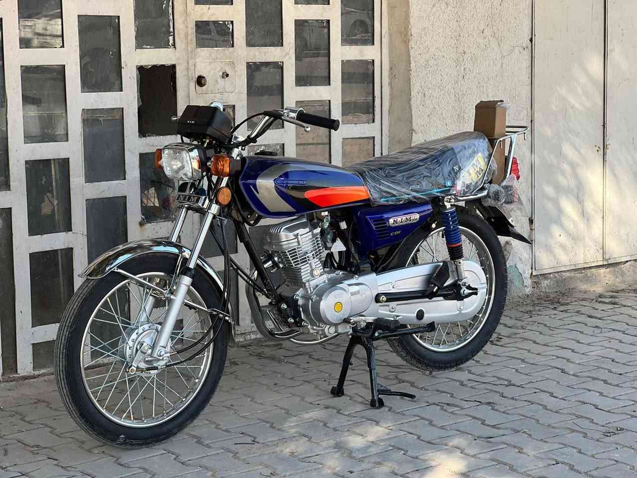 السلام عليكم شباب دراجه بانزين ناريه نؤع ايراني 4 كير شركته NIM الصقر  دراجه زيرؤ صفر كيلؤ متر غير مستخدم بعده ب الجيس  تجي ؤتشؤف بعينك جتي ب 3 سؤيجات مري مؤجؤد مكفؤل مؤديل 2025  كفاله عامه ملحقاتها ؤصل معرض _ منفيس _ كتلؤك العنؤان بغداد اي ستفسار تصل ***********
