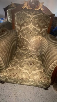 ٤ كراسي • ٢ قنفات • كرباصي شارع تانكي