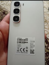 للبيع انفنكس هوت 60برو مستخدم شهرين ونص  نضيف90% 190وبي مجال بسيط 0776...