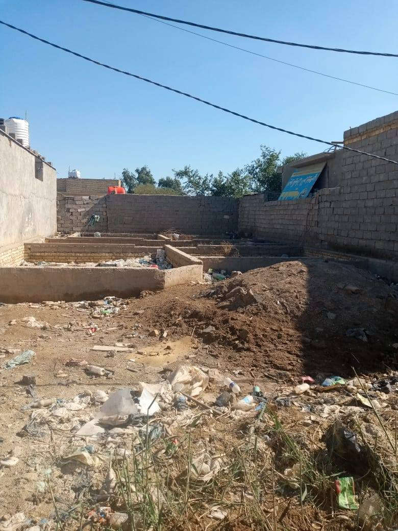 السلام عليكم بتلو لبيع حكيم قرب مجسر حولي بيعد على شارع العماره 400متر مساحه 200 سعر 15 وبي مجال
***********
