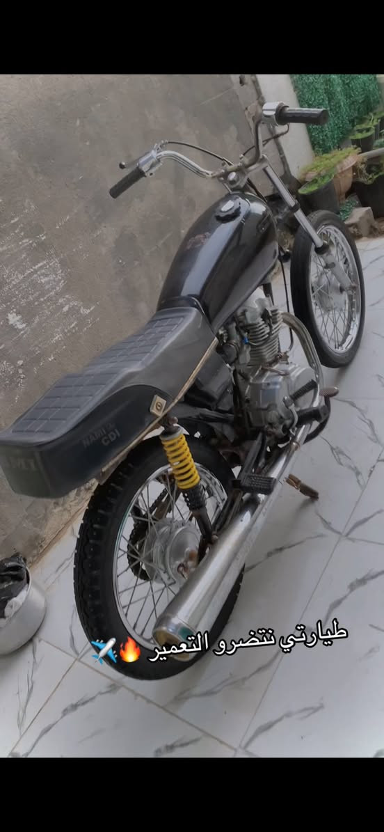 سلام عليكم دراجه للبيع نامه شلامجه مديل ١٦ رقم وسنويه دراجه تخبل المكان بصره كرمه علي السعر خاص الرقم ***********
