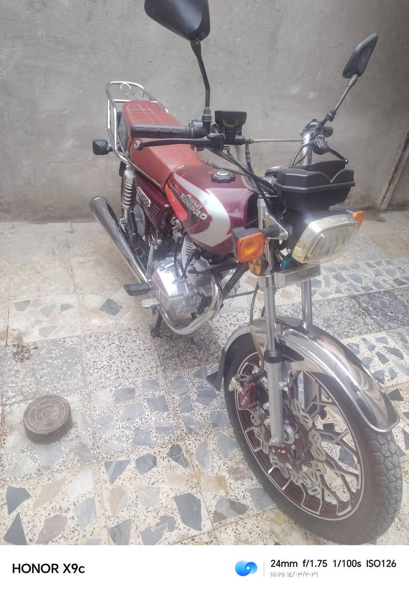 دراجه سافان اوراق كامله اصولي وكيلها بشارع بغداد سعر ٩٥٠   ***********
