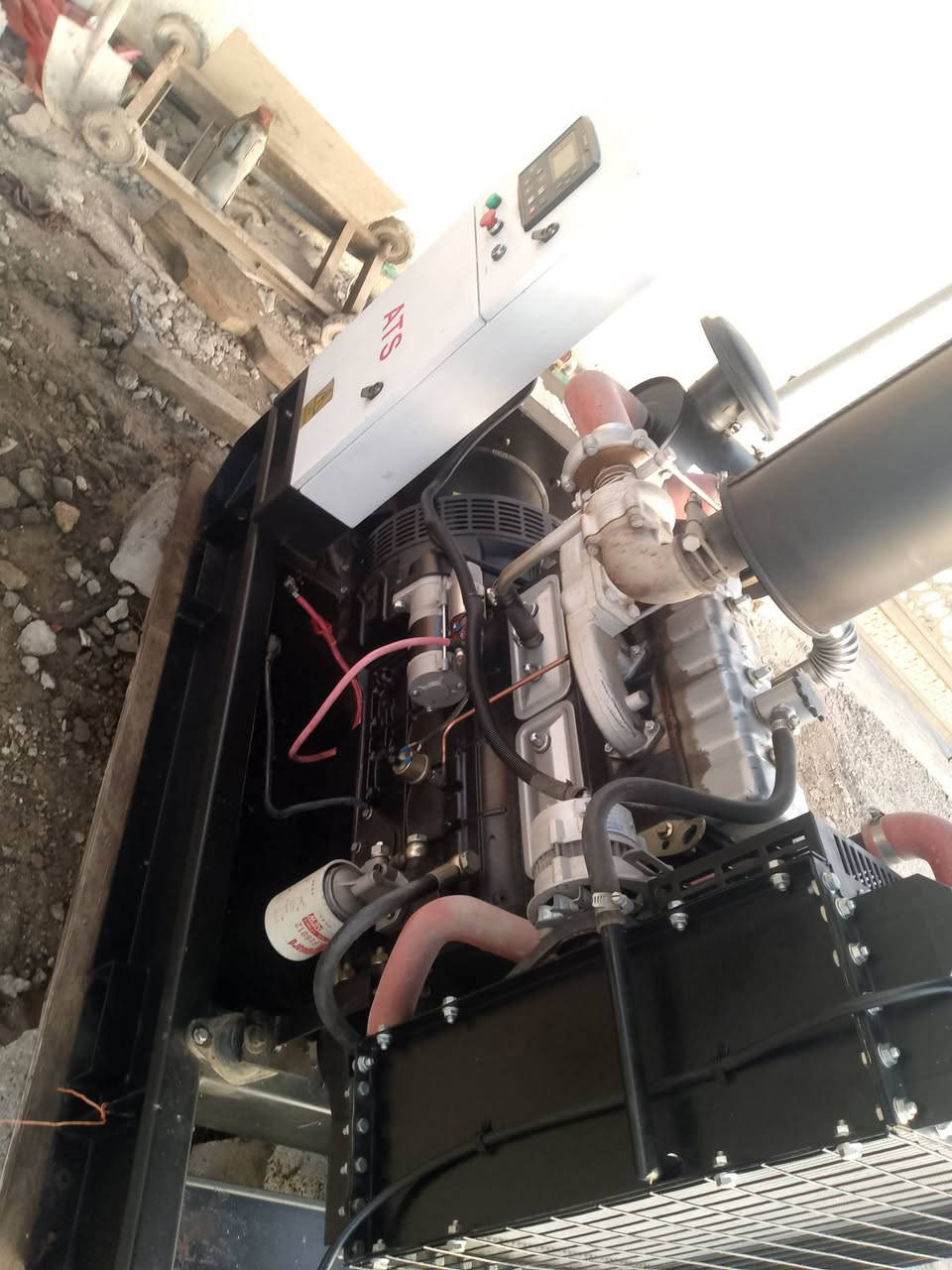 سلام عليكم  للبيع مولد بيركز صيني جديد كلش مشتغل اقل من 200 ساعة 37 كيفي شغال نكرة  شاشة حماية حساسات  اي خلل تطفي عنوان بغداد ابو غريب السعر 25 وبيهة مجال بصيط الستفسار اكثر اتصل علة هاذ الرقم او مراسلة واتساب ***********
