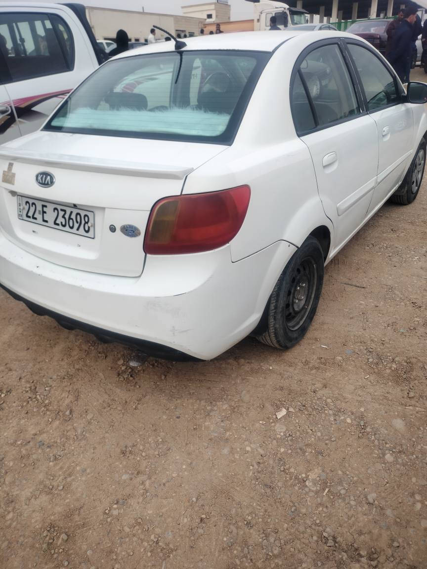 كيا ريو 2012 فول توماتيك مشضيه مال تحرير ابيعك صبغ عام رغم انو جيهت السايق مابيها شي
 *********** موصل, نينوى
