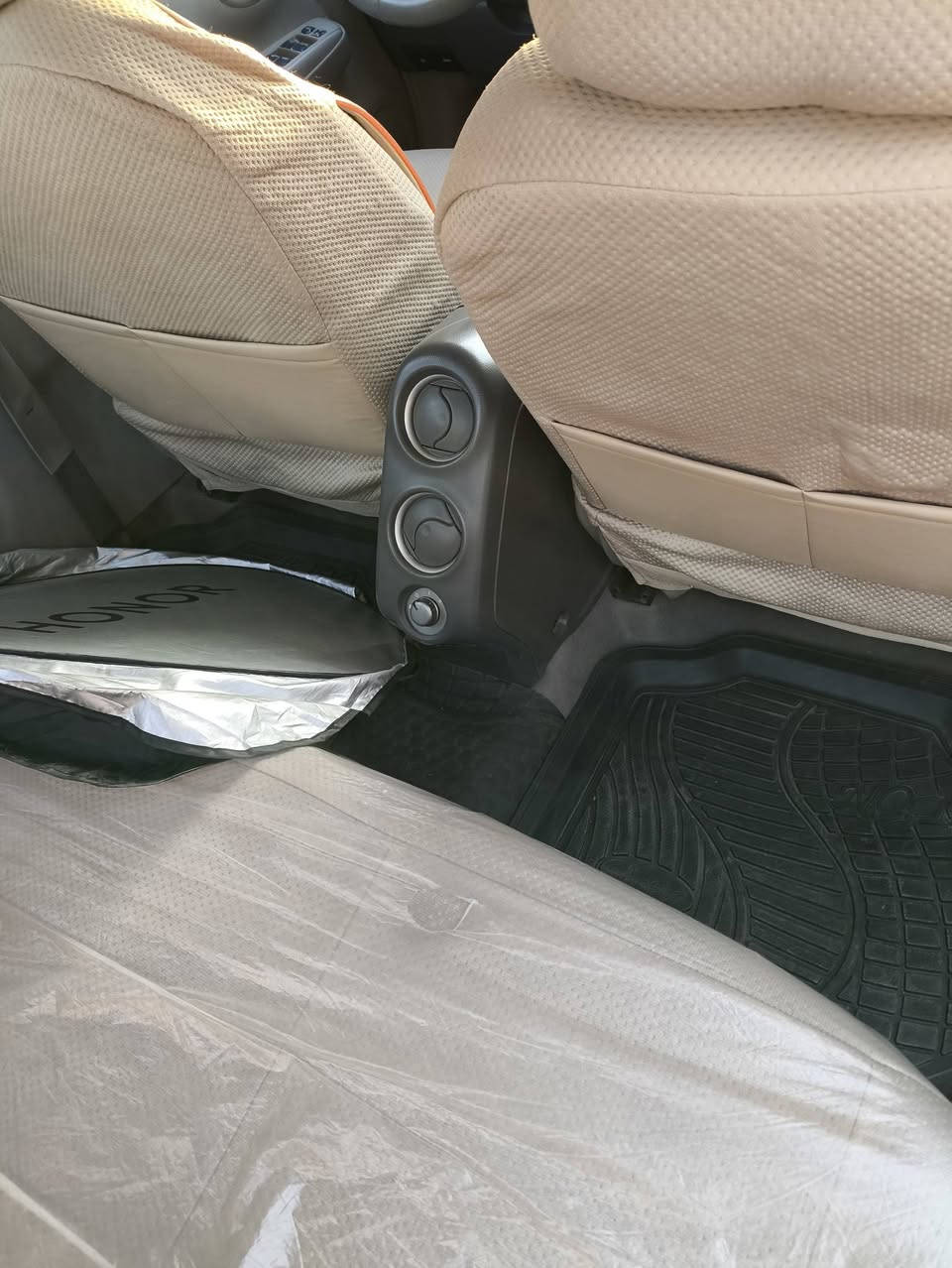 سني ٢٤ رقم بغداد بسمي مكانهه بلكوت مصري كفاله عده شبر بارد بلبنيد فقط موظح بالصور الشراي يخابر *********** السعر ١١٨ وبيعه مجال قليل
