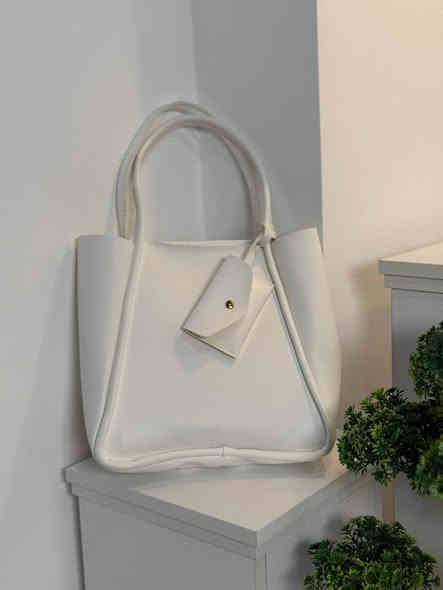 حقائب كوالتي ممتاز جلد سوفت ناعم 

متوفر توصيل كل انحاء العراق 5 الف ✅
للطلب والاستفسار مراسلة واتساب 

‭0785 366 5877‬
او عن طريق رابط الانستكرام 

https://www.instagram.com/2.shoz?igsh=MXAycmN5dHc4eXJtNQ==

تيك توك 

https://www.tiktok.com/@2.shoz?_r=1&_t=ZS-921nR4cpsqS حلة
