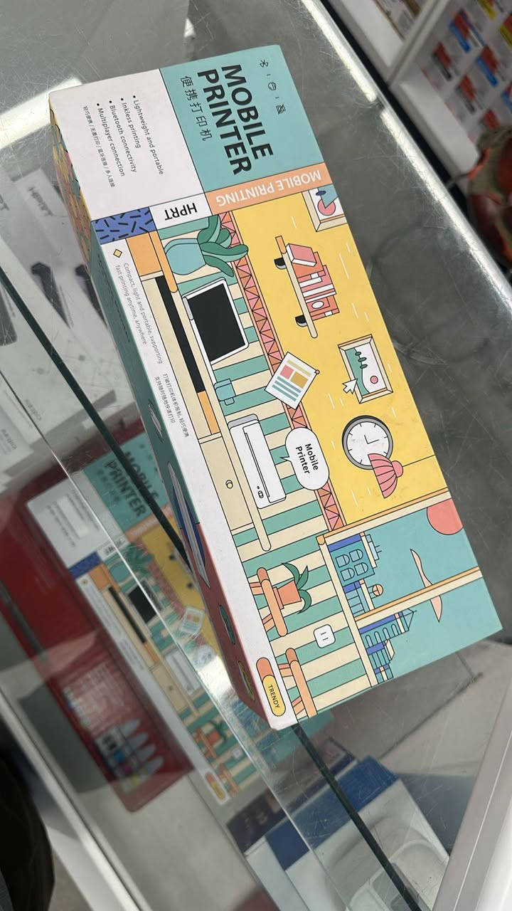 طابعة حرارية محمولة ماركة درجة اولى جديدة من دون اي استخدام
سعرها بشركة النبع شارع الصناعة ب١٣٠ الف 

رايدها ب90 الف فقط اخوان جديدة ولا ورقه مستخدمة

مواصفاتها بالاسفل

بدون حبر: لا تحتاج إلى شراء أحبار أو خراطيش (Toner)؛ فهي تعتمد على التقنية الحرارية، مما يقلل تكاليف التشغيل والصيانة.

خفيفة الوزن ونحيفة: تصميمها "Compact" يشبه المسطرة الطويلة، مما يسهل وضعها في حقيبة اللابتوب أو السيارة واستخدامها في أي مكان.

لاسلكية بالكامل: تعمل ببطارية مدمجة قابلة للشحن، وتتصل بهاتفك عبر البلوتوث دون الحاجة لأسلاك.

سهولة الطباعة من الموبايل: عبر تطبيقها الخاص، يمكنك طباعة ملفات PDF، الصور، ومستندات Word مباشرة من هاتفك.

متعددة الاستخدامات: تدعم الورق الحراري الذي يأتي على شكل لفات (Roll) أو أوراق A4 منفصلة.


**إذا كنت صاحب هذا الإعلان وتريد حذفه لأي سبب، رجاءا أرسل رسالة إلى الدعم الفني**