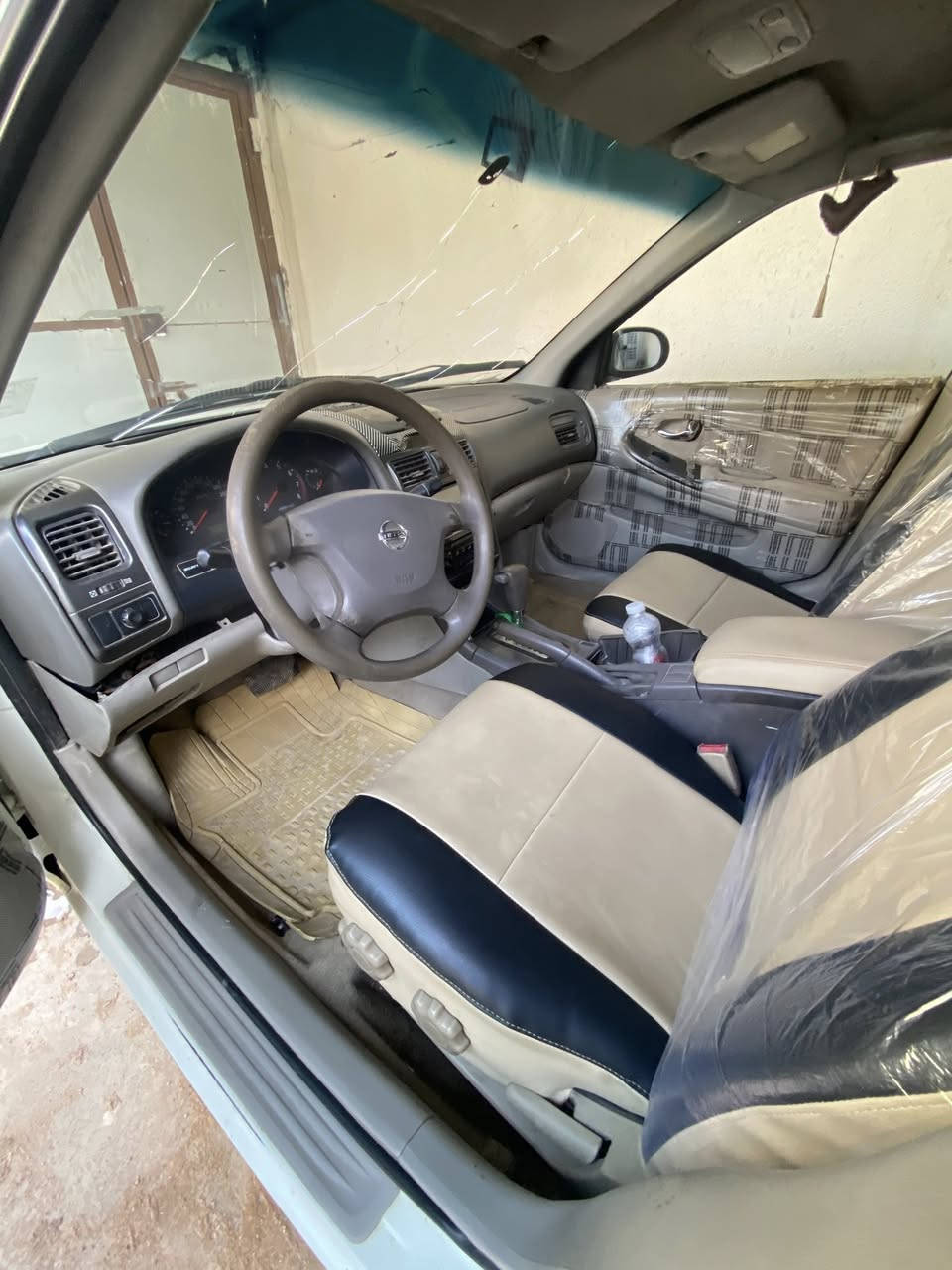 نيسان مكزما موديل 2008
مزاد داخليه كتابها بأسمي
السياره جاهزه بدون نقص 
السياره معاملته كامله فقط كتاب الشطب
القرص موجود والسياره مرسمه وكامله
بدون حادث وبدون ايرباك
القماره بيه صبغ كافع ع كده صبغ
السعر 50
مكانها كربلاء
***********
