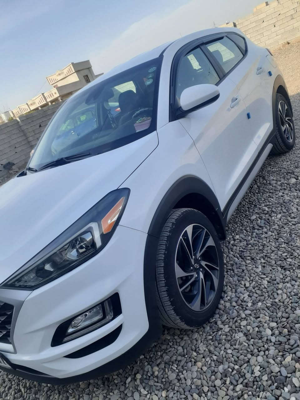 توكسون موديل 2019وارد امريكي ضرر الجاملغ الايمن معدل عالبارد دواخل كله نضيف السياره رقم ارييل بسمي مكان السياره حي فلسطين/اتصل لمعرفة السعر ***********
