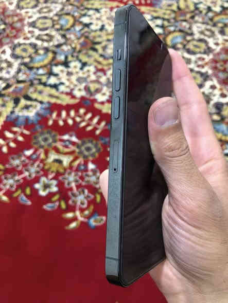 iPhone 13pro فقط
بطارية ٨٠

١٢٨ جيجا

١٠٠/٩٠ نضيف

شرط مامفتوح مابي هواء

سعر ٥٢٠ بي مجال

جيهاز. شرق اوسط

مكان كركوك
***********
