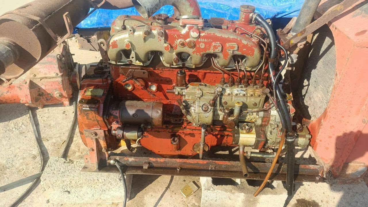 محرك فيات ٦ سلندر سوبر
المحرك كامل ١٩ ورقة مع الراديتر والفنديشن وكل التفرعات
بدون راديتر و فنديشن ١٧ ورقة 
شرط التشغيل 
العنوان كركوك - الشارع العام مقابل الحي الصناعي
***********
***********
حسن أبو ابراهيم للأدوات الاحتياطيه والزراعية
