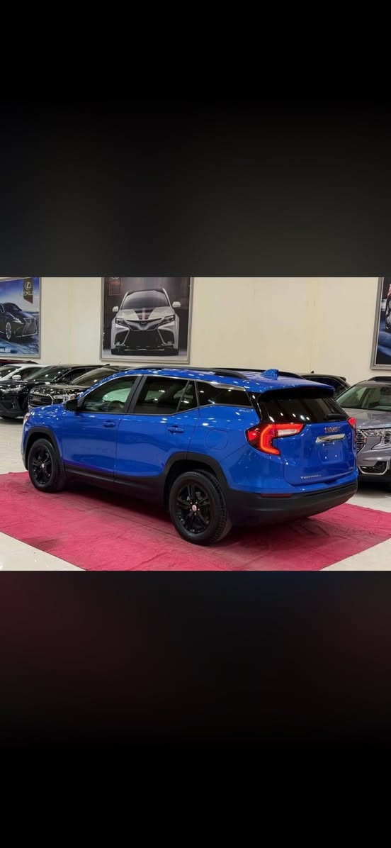 السلام عليكم جمسي تيران موديل2024 لون مميز فول مواصفات بلاك من الشركه رقم أربيل بسمي انه سجلته بيدي سنويه لل30 جاهزه للأخير ولا كلوب مشتغل بالعينه كلش جديده السياره مكانه البصره المعقل السعر 190 ورقه وبيه مجال للاستفسار ***********
