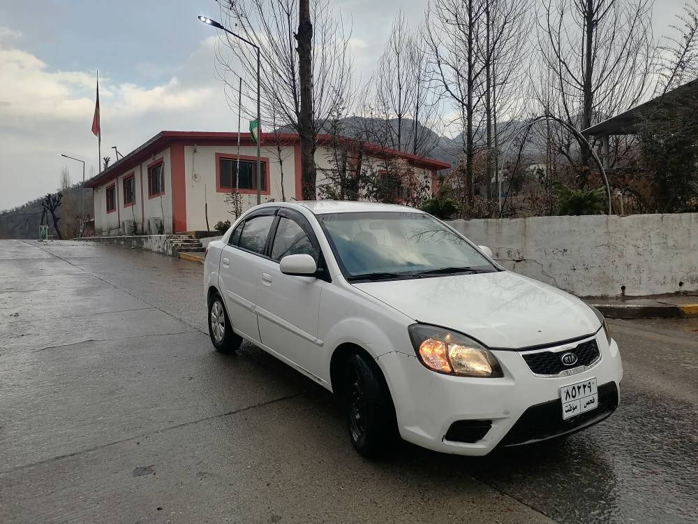 ریۆ بۆفرۆشتن سەودا نیە بەس فرۆشتن گێرو مەکینە بەشەرت مەکینە گەورەیە سێ پارچە سبۆخە بێ ناو گرتن بەشەرتی تەقەورەقە مەنەفێستە هەزەو پاکانە کراوە  هەزەی بەسەرچوە ێستا سەعری 65 و معامەلە 
مشتەری تەلەفۆن بکات *********** watsap
Korak*********** أربيل, العراق
