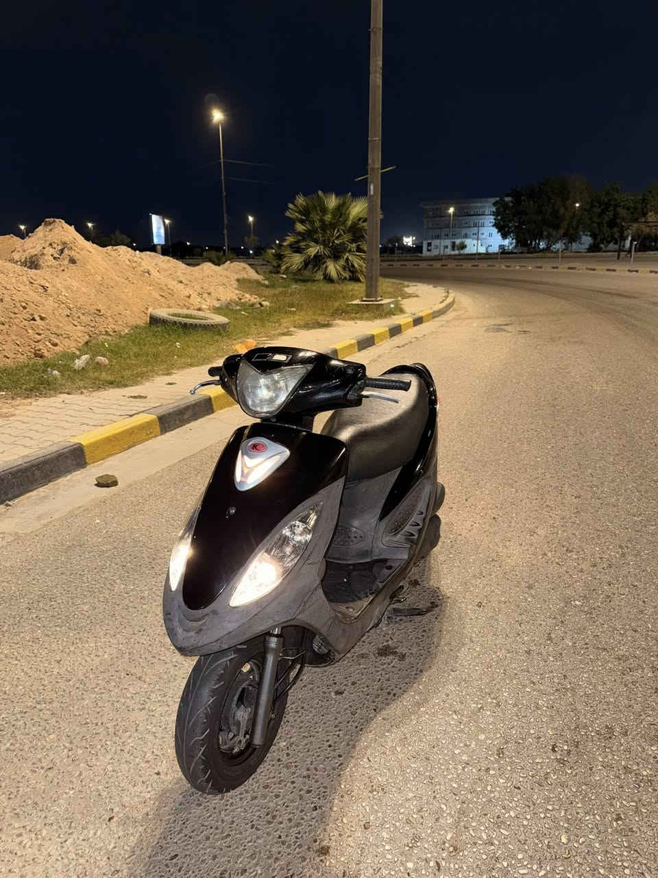 كامكو v2 الدراجه نضيفه مال حاويه الدراجه  جديده تفحص وين مايعجبك فدوه المايشتري لا يتعبني سعر 800 او بيه مجال الدراجه بانضافته جاي يبيعوه مليون تسعميه المكان النجف حي العداله


**إذا كنت صاحب هذا الإعلان وتريد حذفه لأي سبب، رجاءا أرسل رسالة إلى الدعم الفني**