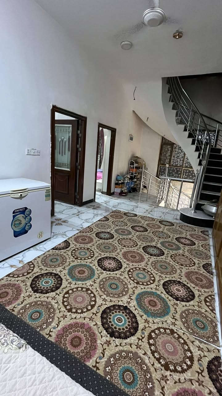 انريد نبيع موسوالف
البيت للبيع بسعر مغري 
100 متر مربع وركن 
العنوان الديوانية حي العسكري
شارع ستين قرب الحسينيه ام البنين 
 تفاصيل اكثر إتصال برقم 
***********
