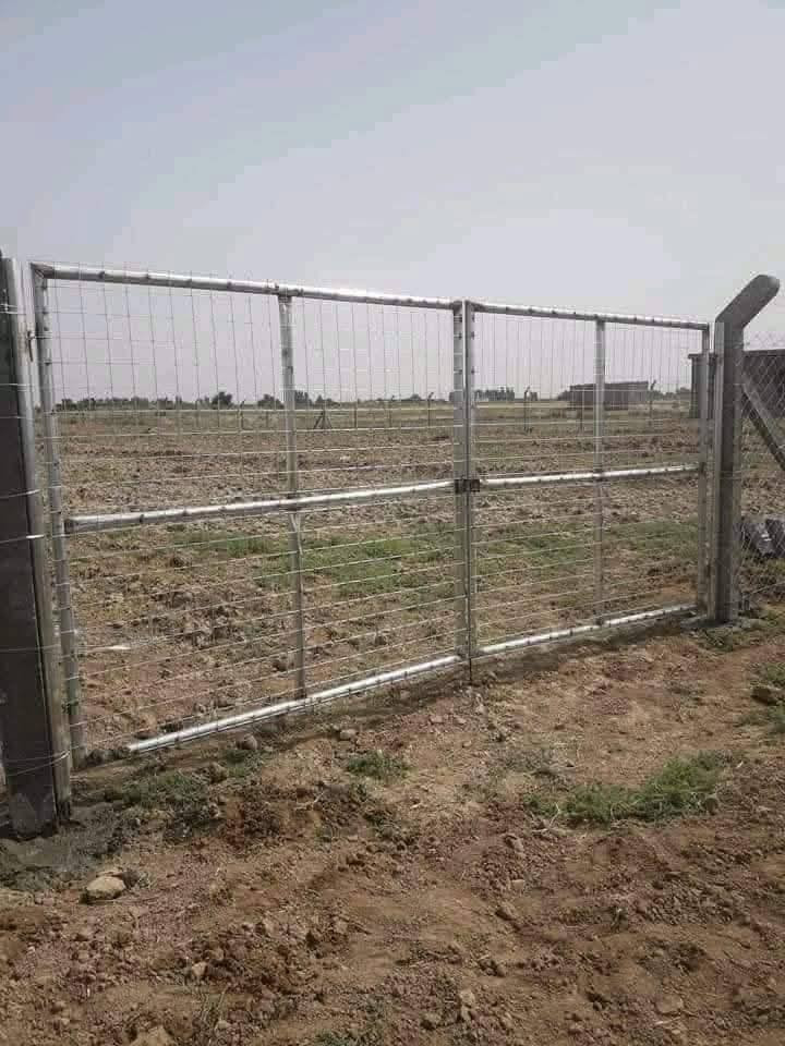 نعمل في جميع المحافظات العراق 🇮🇶 سعر المتر من ٥الف الئ٩الف حسب سمك السيم وحسب مواصفات العمل يا نوعيه تريدهه موجوده واتساب  *********** ***********
