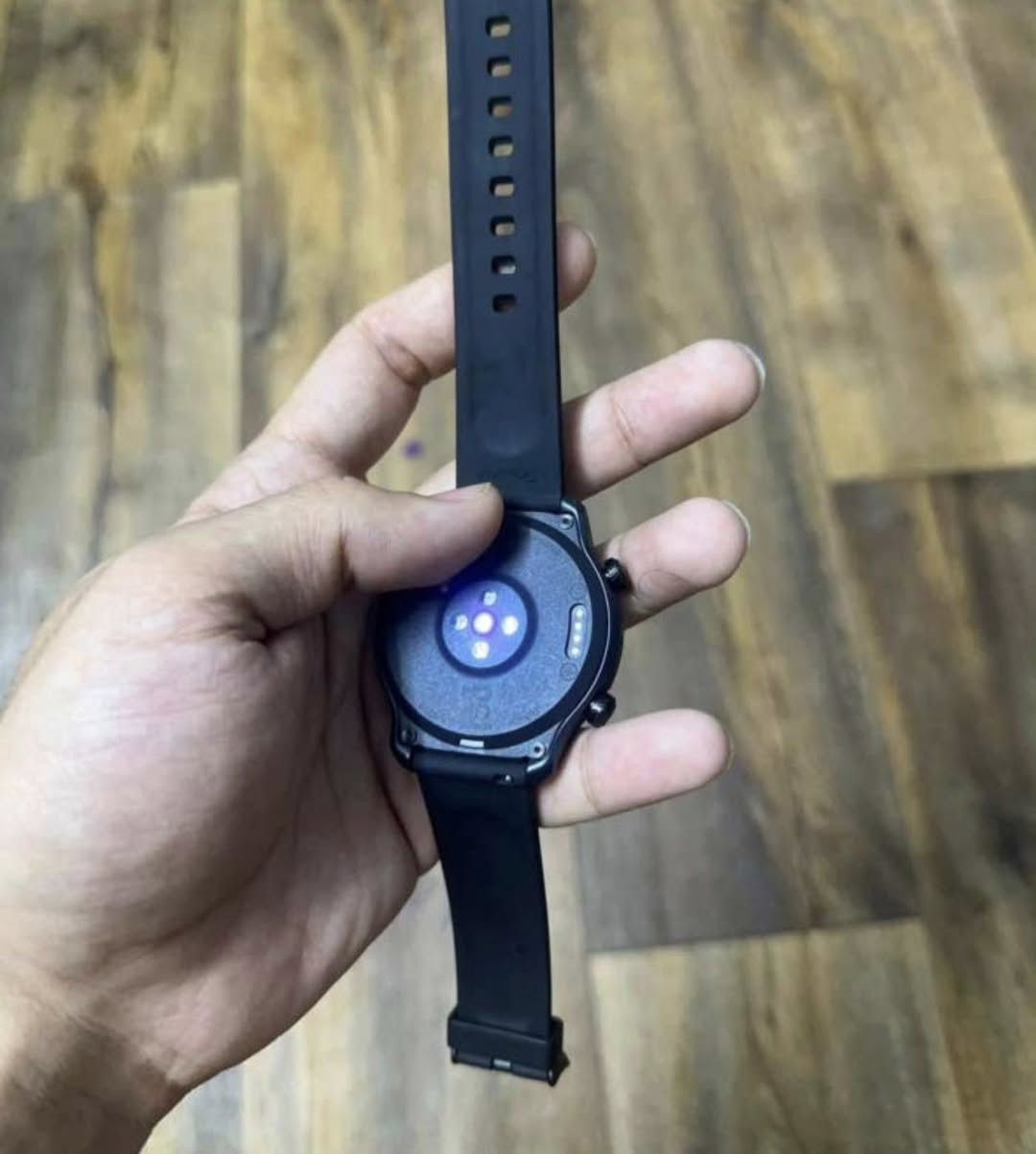 سلام عليكم ساعة TicWatch Pro 3 Ultra GPS افضل نسخة الساعة كلش جديدة ونضيفة وموجودة الوصولات مكصوصة من برا مميزات الساعة هواي سعرها بل موقع 375 الف وتكدر تتأكد 
نضام اندرويد كوكل كلشي تكدر تنزل ومعالج فول حته العاب تلعب وتكنك نت وبلوتوث المعالج مالتها سناب دراكون{اجهزة اندرويد فقط}

سعرها 80 وبيها مجال ومكاني الحرية ماعندي توصيل


**إذا كنت صاحب هذا الإعلان وتريد حذفه لأي سبب، رجاءا أرسل رسالة إلى الدعم الفني**