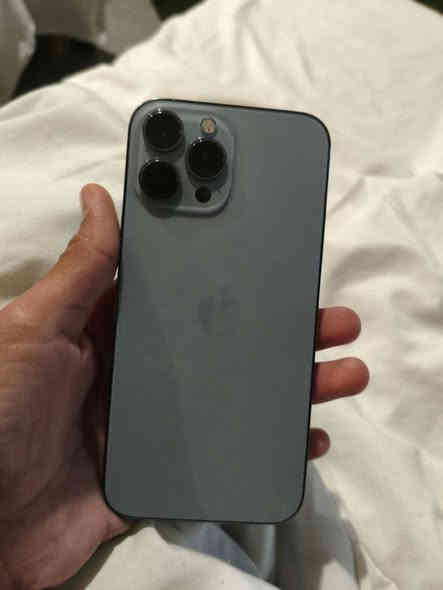 سلام عليكم. شباب ايفون 13برو ماكس لون مميز بحري جهاز تخطي  بس امبدل شاشه او بطاريه  اوفيس ايدي واكف سعر 250قفل قفل يعني اذا تاخضه بس برامج او العاب او تصوير انته مستفاد 👍🏻وتساب فقط ***********
