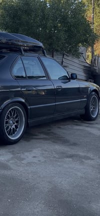 ويل كرن الغزال حجم ١٧ اصلي بي واحد خلفي تصليح كلش بسيط فقط وتخم تاير ج...