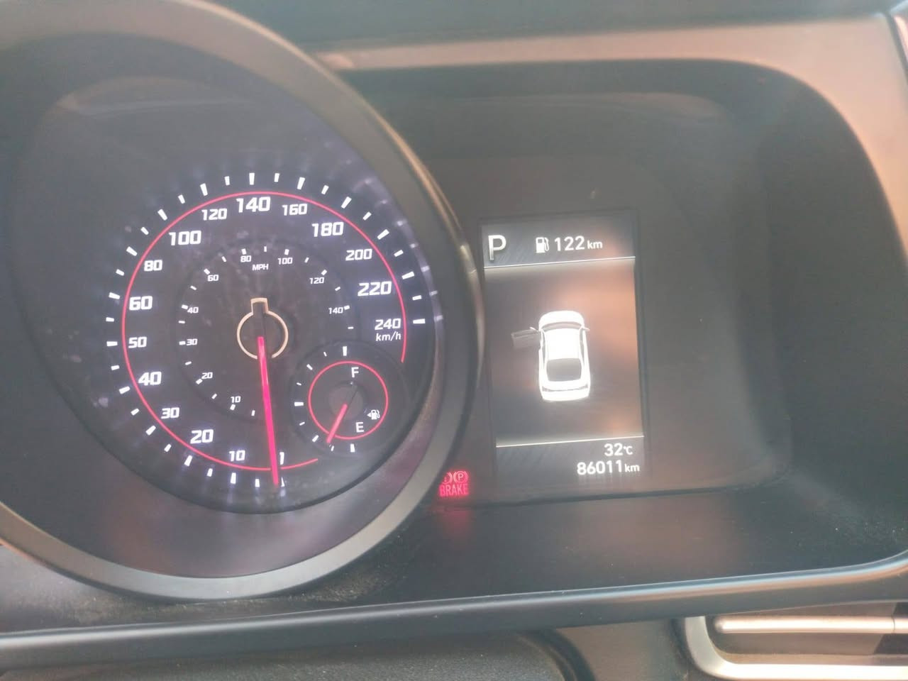 السلام عليكم 
للبيع او المراوس 
النترا موديل 2021 وارد كندي 
مكينه 2000 دوش مكفوله
كير مكفول
رقم بغداد الجديد باسمي 
هزه جديده
ماشيه 88 الف
فول مواصفات عدا الجلد والكشنات مو كهرباء
تشغيل عن بعد
شاشه وكاميرا خلفيه
فتحه سلايت
3 انظمه قياده 
بصمه ابواب 
بصمه تشغيل
لد ترحيب باليدات
قياده ذاتيه
تحديد مسار
رادارات
تدفئه بالكشنات
مانع انزلاق
توقف ذاتي
حساسات امامي وخلفي
بيه صبغ جاملغ امامي وجاملغ خلفي والمسطره الخلفيه مال الصندوك والسونار موجود بالصور
ويل كب وتخم تاير جديد وباتري جديد
صدر امامي وخلفي جديد
السعر 145ورقه وبيه مجال بسيط
مكاني بغداد الصليخ 
((***********)) بغداد, العراق
