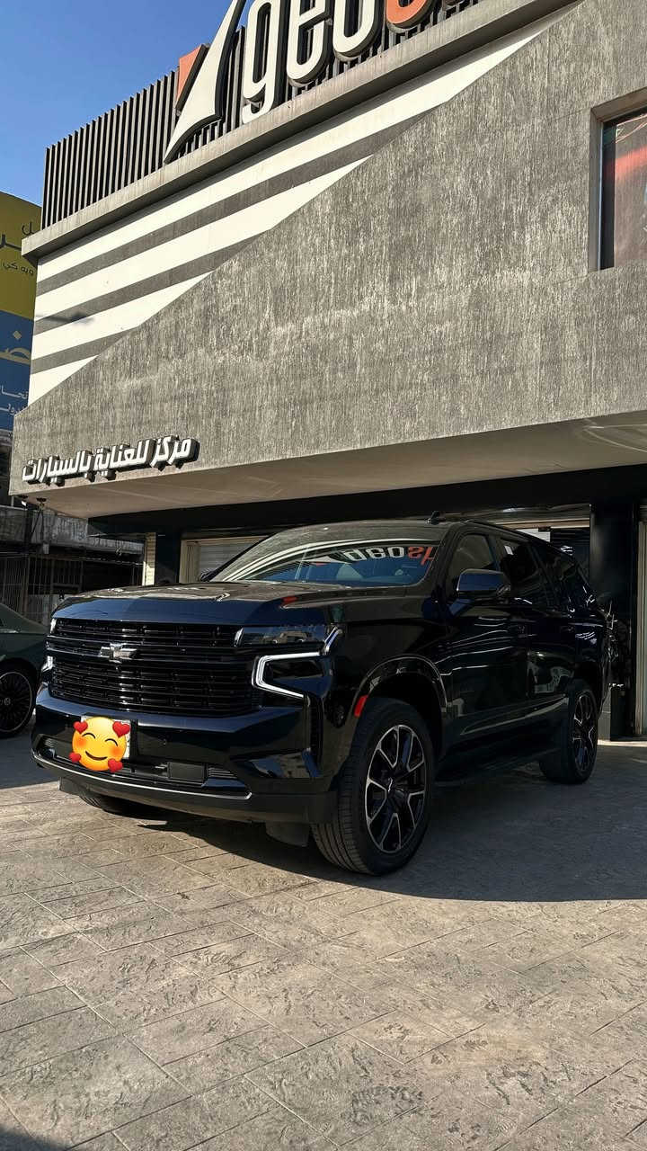 السلام عليكم تاهو خليجي مكفولة مواصفات RST فول سودة موديل ٢٠٢٣ رقم بغداد بيها PPF ضمان مفتوح السيارة جديدة جدن ماشية ٢٠ الف تقريبن السعر ٥٢٠ الف دولار يعني خمس شدات و٢٠ وبيها مجال العنوان بغداد حي الإمانة رقم الهاتف ***********
