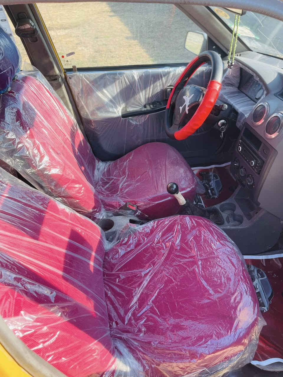 سلام عليكم للبيع سايبا
موديل 2011

رقم بغداد دولي مصفره هيئه او غرامات 

مكينه كير صدر جدد 

دشبول نفخ 

السياره جاهزه من كلشي 

السعر ٢٥ او بيها مجال قليل 

مكاني جسر ديالى تقاتع النهروان 

الاستفسار ***********
