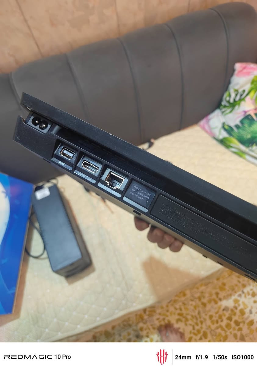 سلام عليكم بلي 4سلم مهكر نضام 12
ذاكره واحد تيره ركز عل ذاكره  

جهاز كامل ملحقات 

يدتين اصليات 
ومع يوبيس 
مكاني بغداد حي الجهاد 
السعر 325


**إذا كنت صاحب هذا الإعلان وتريد حذفه لأي سبب، رجاءا أرسل رسالة إلى الدعم الفني**