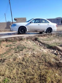 سني 2010 محرك اسود 1600بيها قطعتين السياره جاهزه من كلشي ربع ماتصرف عل...