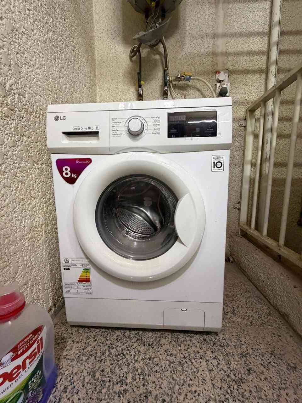 للبيع ثلاجه هيتاشي وغساله الجي   
***********
