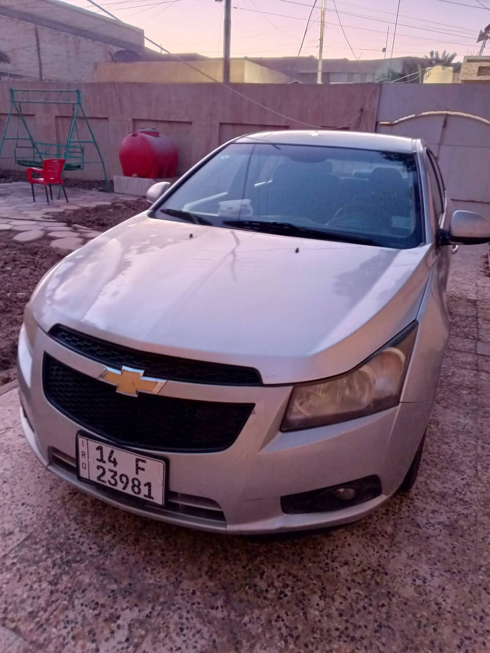 السلام عليكم شفروليه كروز ٢٠١٢ خليجي محرك ١٨٠٠ رقم بصره باسمي السياره نظيفه مال بيت السعر ٨٤ ورقه وبيها مجال قليل  تواصل ***********
