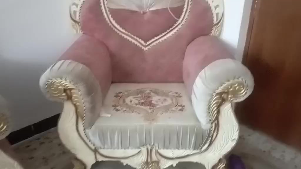 تخم عشر مقاعد ملكي نظيف كلش ما بيه اي ظرف سعره ب 400 وبي مجال مكانه بابل***********
