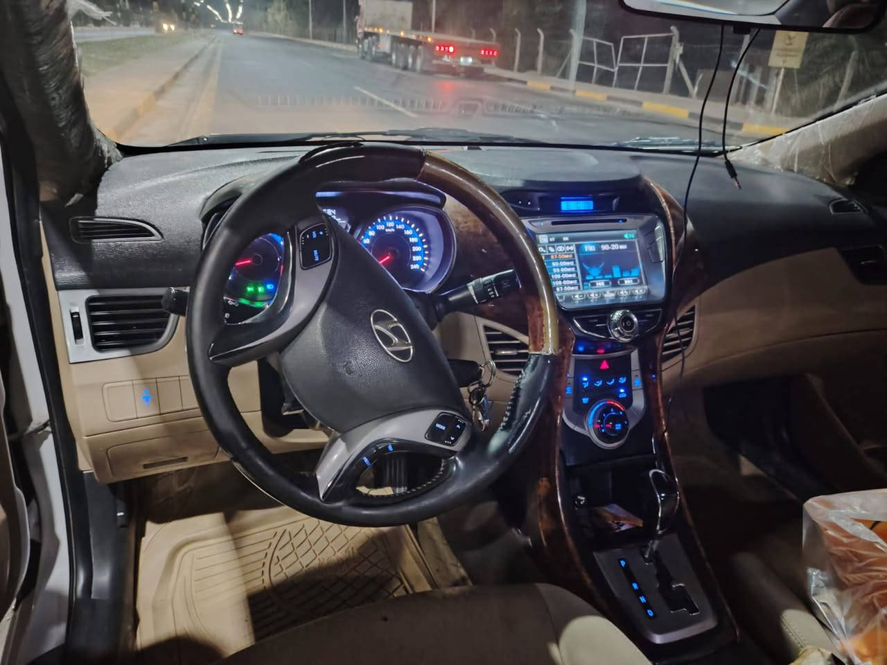 النترا موديل 14 خليجي محرك 1800
سوناره مرفق مكانه الشاميه سعر 115 وبيه مجال


**إذا كنت صاحب هذا الإعلان وتريد حذفه لأي سبب، رجاءا أرسل رسالة إلى الدعم الفني**