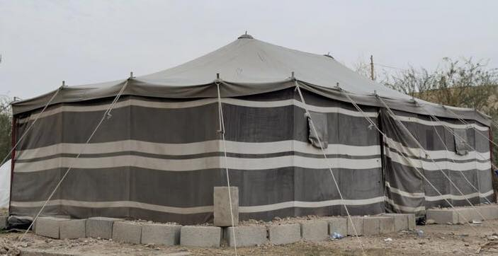 السلام عليكم
للبيع خيمه نضافه فول الطول 8 العرض 4 السعر ( 750) الف وبيها مجال بسيط مكانها العلم 
***********
