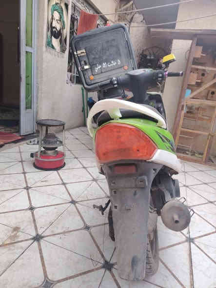 السلام عليكم ماكس عدله للبيع كوم حديد ماعرف شبيها 
مكاني جسر ديالى القديم وتساب *********** سعر 300 قفل تجي تحمل وتروح دراجه كله تعمير جديد
