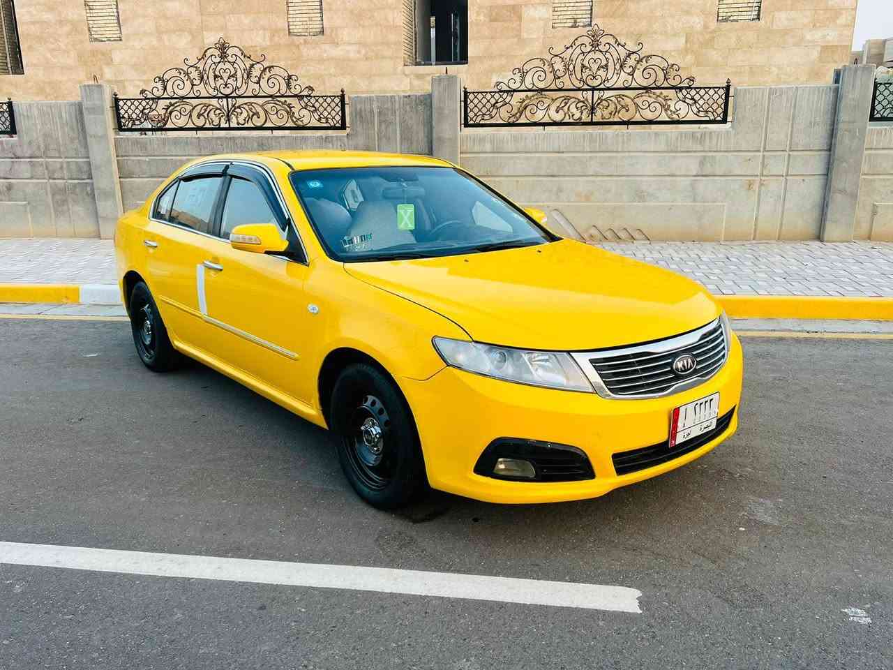 سلام عليكم ابتيمه مديل 2010 سياره جديده وجاهزه مال جناي هيه وغرامات مصفره حداديه وتخمً تاير كله جديد سياره فول ماعده الفتحه شاشه كامره سعر 95الستفسار كثر نتصل مكلف بنشر ***********
