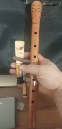 آلة موسيقية • صناعة يدوية • بغداد