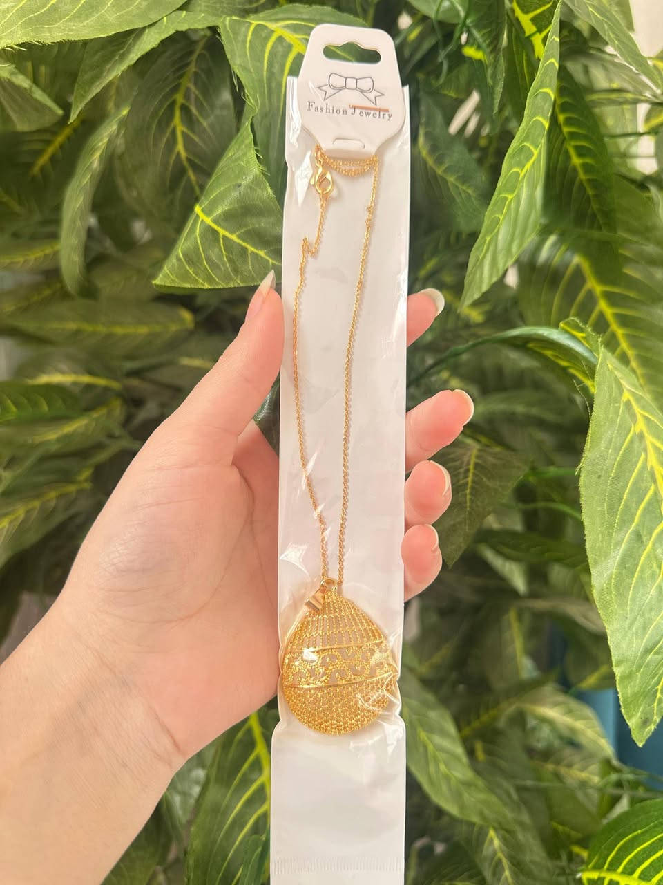 السلام عليكم اشكال وموديلات كلايد سعر القطعة على الف دينار
يوجد توصيل داخل سبع البور سعر التوصيل الف
رقم/*********** او خاص
