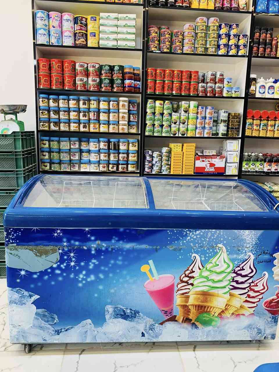 مجمده ومراوح سقف للبيع العنوان قلعه سكر حي العسكري الاتصال ***********
