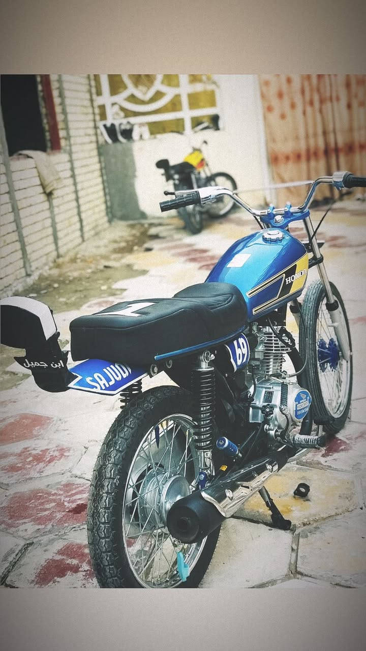 السلام عليكم نامه 25 كلك صارلها 5 أيام معمره شاصي جديد بل جيس سعرها 800 قفل مكاني ناصريه مركز إسكان صناعي ***********
