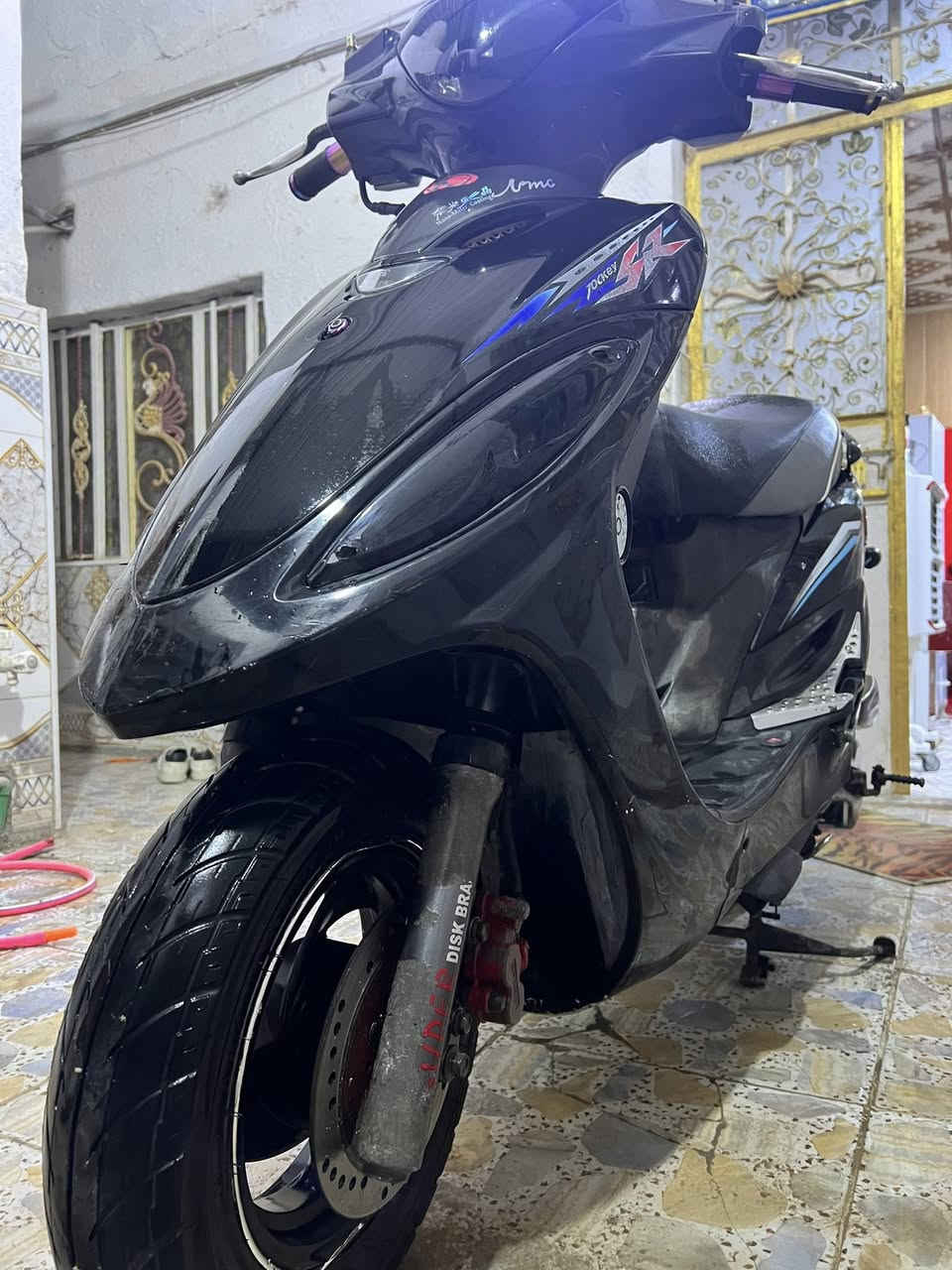 دراجه كامكو جي 4 دراجه على وضع بلاد مختمه وربع مذب عليه مكفوله من صبغ كفرات حتى صالنصه ومكينه بلاد ناعمه لستفسار *********** بي واتساب
