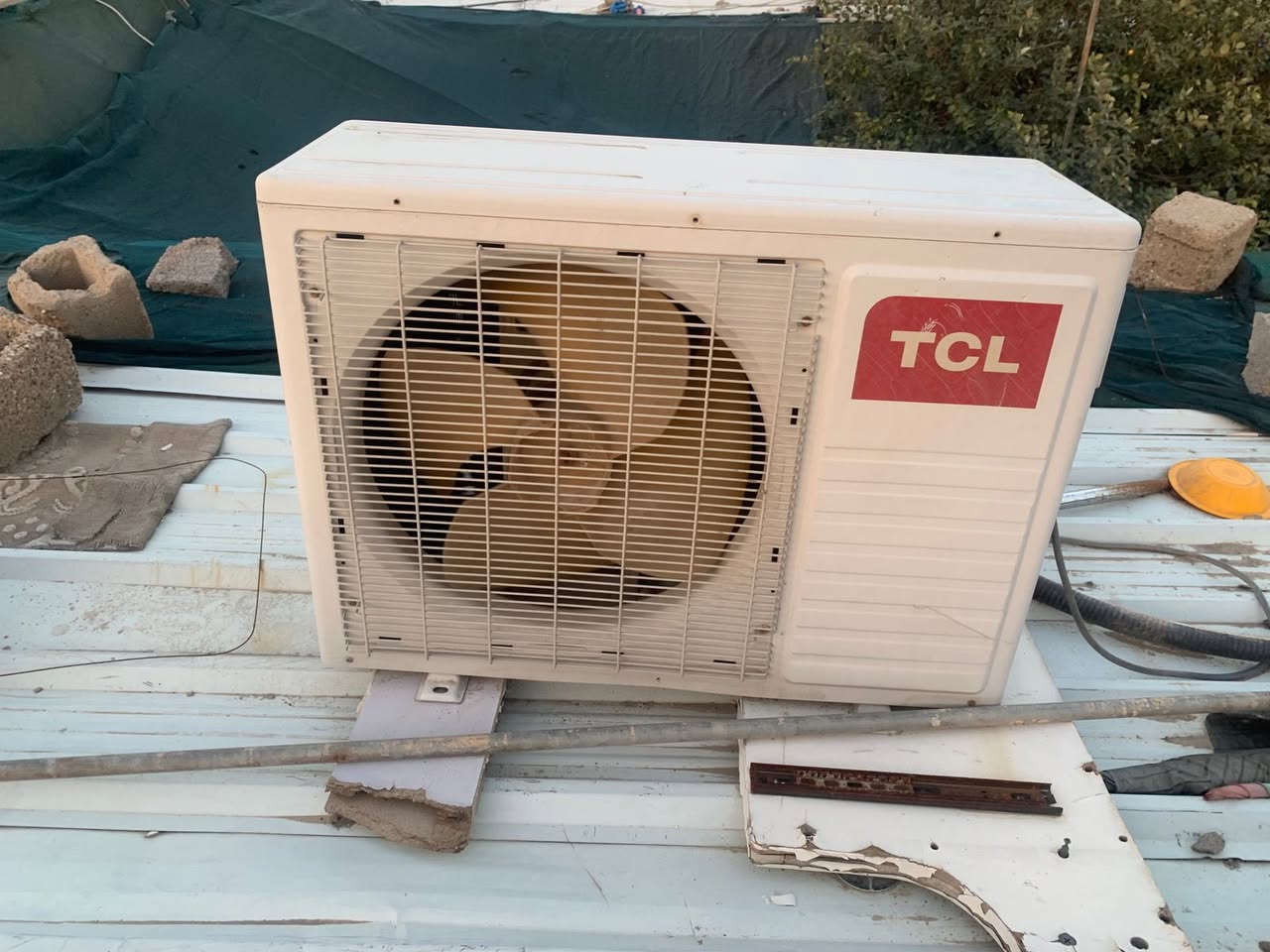 سبلت طن ونص شغال شرط فحص منصوب مال بيت نوعيه TCL سعر 200 بي مجال عنوان بصره طويسه
رقم الهاتف ***********
