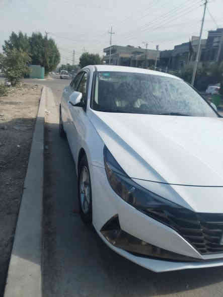 سلام عليكم هوانداي افانتي للبيع موديل 21 محرك 1600دوش تخم تاير جديد سياره جاهزه من كلشي فول مواصفات مكفوله من الصبغ بسمي تحويل ثاني يوم مكان سياره بغداد السعر 138 للاستفسار الاتصال على الرقم ***********
