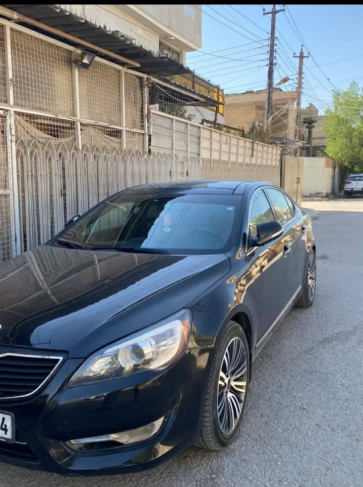 كاتنزا  V6 2012
ماشي ٢١٦ 
فول مواصفات 
بنوراما 
بصمة بيبان + صندوك
مري شفت + نظام ترحيب لدخول سايق 
تدفئة كشنات 
كشن خلفي منفصل موس + تحكم صوتي 
كشن كهرباء سايق و الراكب 
كشن خزن 
ستيرن كهرباء 
تحكم ستيرن 4 جهات 
حساس مطر 
لد داخلي 
3 بردات الخلفيه كهرباء على بگ تصعد وتنزل 
منظومه زنن 
لايت لد وبكلايت لد 
حساسات 
جلد 
سستم صوت 
مصبوغه حزام 
للاستفسار *********** سعره 95
