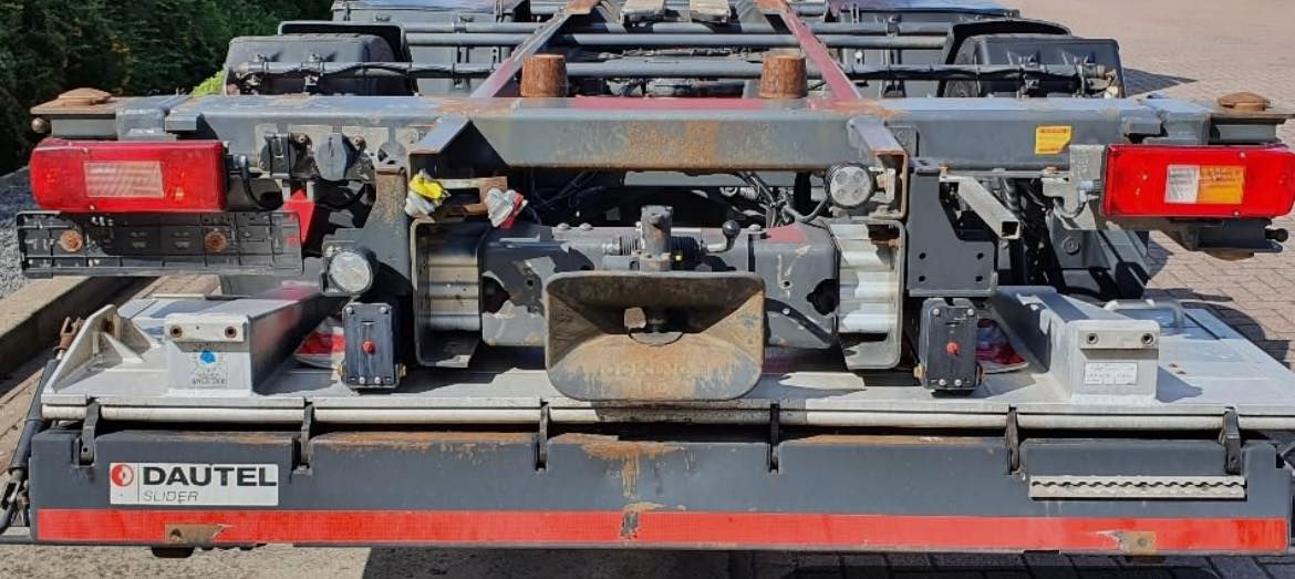 سلام عليكم باب دفتري اتيكو موديل 2018 كامل هيه ازناته وكيفلاته للبيع  رقم وتس ***********
