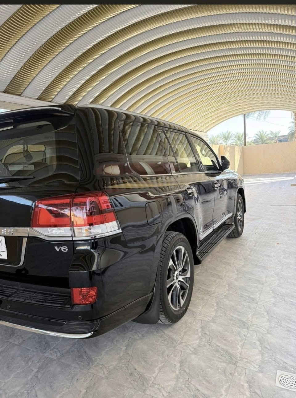 لاندكروزر 2020 
بريم اصلي 
ماشيه 73 
السياره نظيفه من كلشي 
مكان الانبار 

السعر خاص 
الهاتف ‭***********
