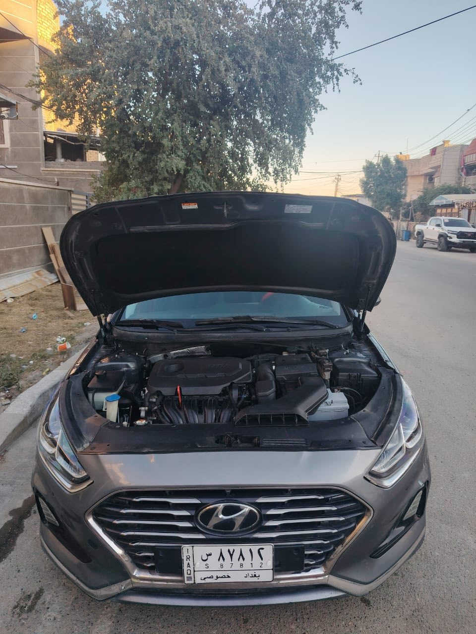 سوناتا للبيع موديل ٢٠١٩ محرك ٢٤٠٠ حادث امريكا موجود مع الصور بدون دواخل لغود وشواصي كفاله محرك وكير كفاله نص فول السياره ايرباك دركه فقط وراجع سستم رقم بغداد بسمنه تحويل ثاني يوم تدفئه تبريد صدر كهربائيات كله لوك ع وضع الشركه السعر ١٢٥ ورقه مكان السياره بغداد البلديات ماشيه ٧٨ الف رقم الموبايل ***********
