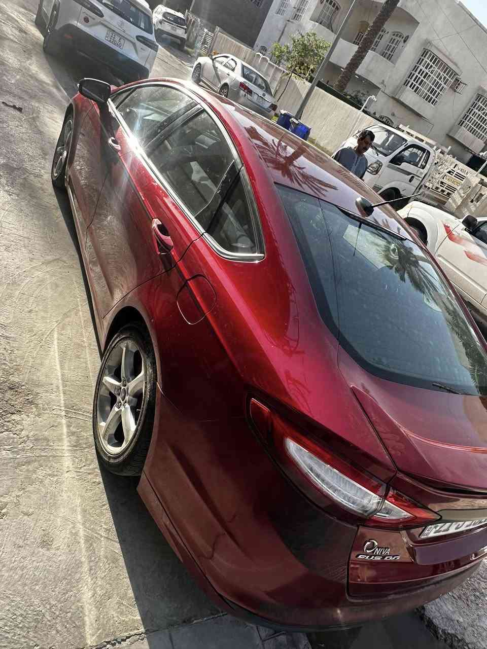 فورد فيوژن خليجي se وكالة NIVA
السلام عليكم 
فورد فيوجن خليجي 2014
محرك 2500 تنفس طبيعي  
السيارة بيها قطعتين : جاملغ وباب السكن 
الحادث خفيف 
السيارة ماشية 75,500 KM
تخم تاير جديد 
سياره رقم سليمانية باسمي تحويل ثاني يوم 
مكان السياره بغداد 
الاتصال ***********
السعر 117$
