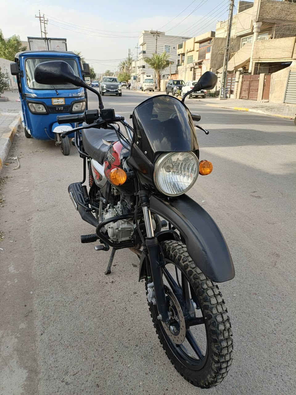 السلام عليكم بوكسر 23
بوكسر موديل 2023 الدراجه مكفوله اي نقص مابيها كهربائيات كامله مكينه لا مفتوحه ولا تنقص ولا تبخر تايرات جدد وماشيه 9 وقبل 3 اشهر واكف الكيلو متر الدراجه رقم وسنويه كامله 

مكاني بغداد الدوره السعر    2500 وبيها مجال 
وهذا رقمي 
***********
